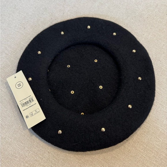 No Boundaries Women's Wool Felt Beret with Stud Accents, Black, O/S, NWT - Picture 3 of 5